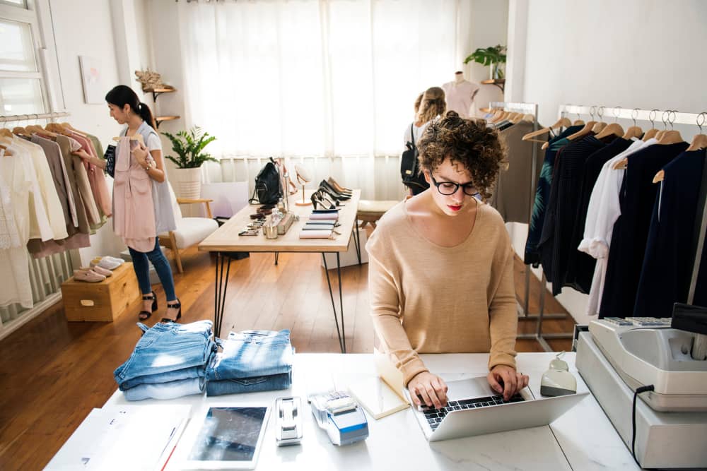SME Digitalization Plan (2021-2025): How You Can Take Advantage of Incentive Programs for Entrepreneurs