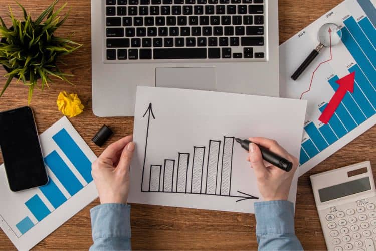 Cómo optimizar y escalar un negocio online después de comprarlo